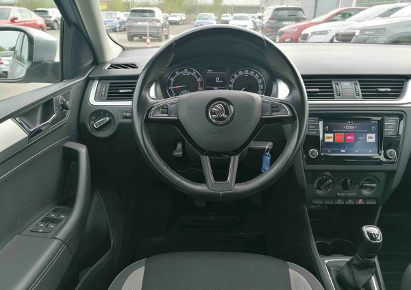 Skoda RAPID cena 41900 przebieg: 101754, rok produkcji 2018 z Dobrzyń nad Wisłą małe 154